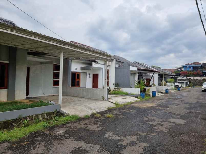 Rumah Dp Dekat Stasiun Bogor Di Cluster Permata Zam Zam Ciomas Bogor