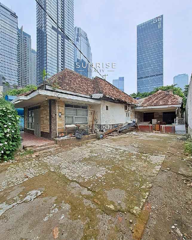 Rumah Hitung Tanah Di Senopati Scbd Kebayoran Baru Jakarta Selatan