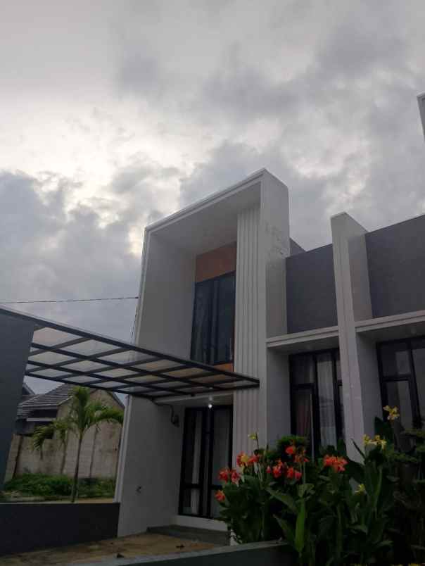 Rumah Eklusif Di Bogor Dengan View Yang Sangat Indah