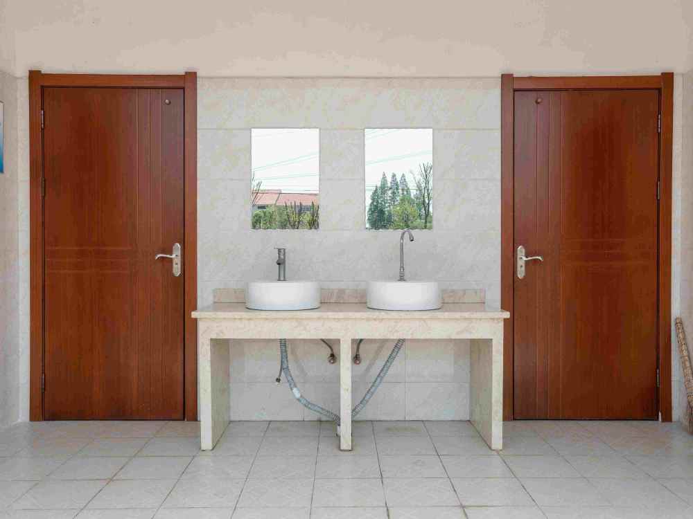 pintu kamar mandi pvc yang bagus