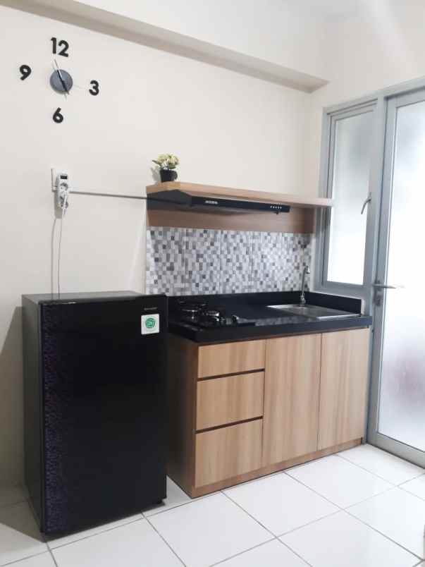 apartemen educity full furnished siap huni view pool