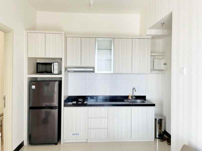 apartment amor pakuwon city siap huni furnish