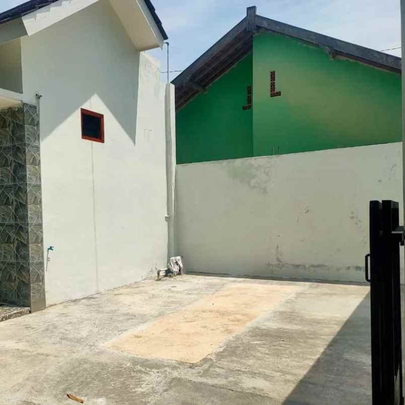 baru rumah hook 1 5 km ke kampus isi sewon bantul