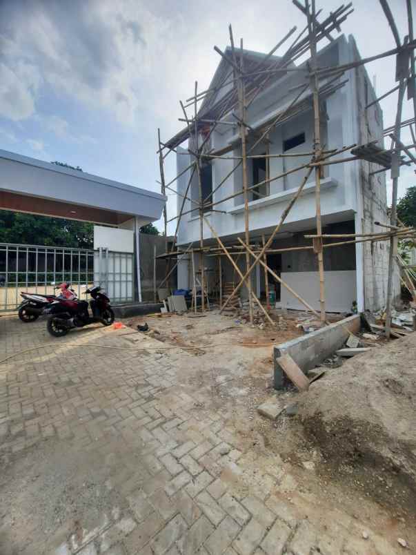 cluster mewah 2 lantai 700 jutaan di jatiasih bekasi