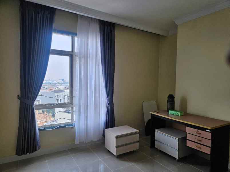 dijual apartemen apartemen pantai mutiara