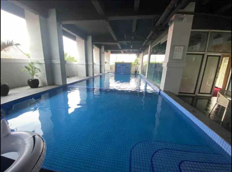 dijual apartemen grand darmo suite