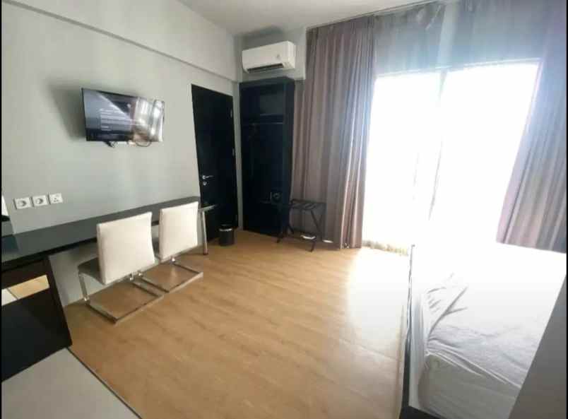 dijual apartemen grand darmo suite