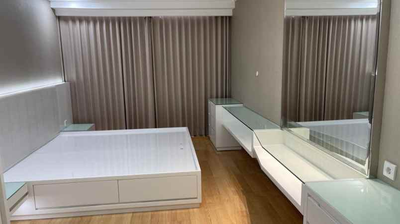 dijual apartemen jl embong malang