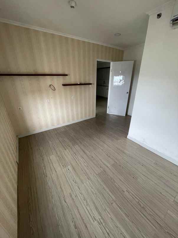 dijual apartemen jl landasan pacu utara