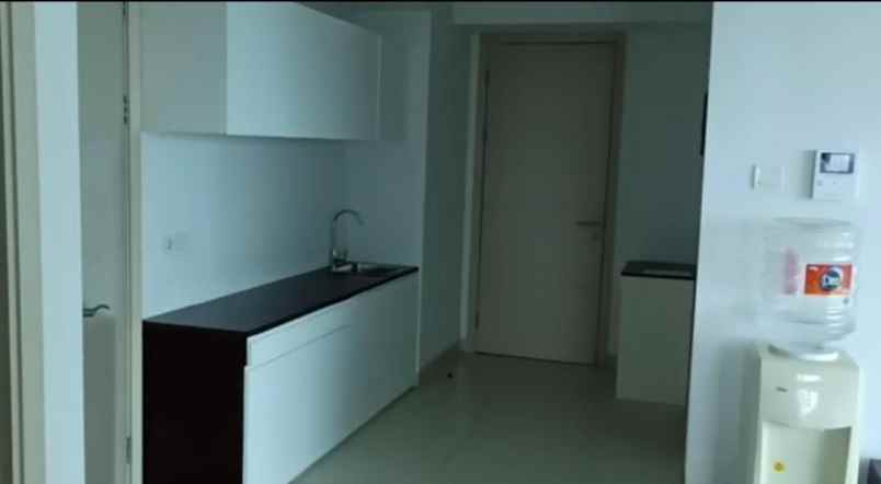 dijual apartemen pakuwon indah