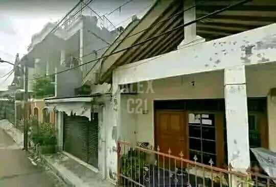 dijual b u rumah kost rawangun jak tim