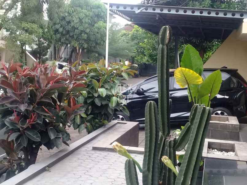 dijual bu rumah town house pejaten barat