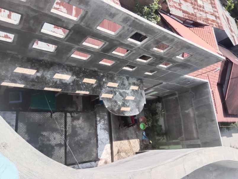 dijual cepat bangunan baru 70 4 lantai