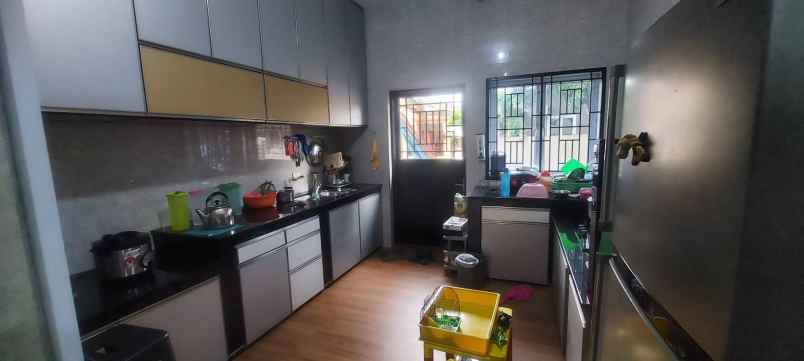 dijual cepat rumah 3 5 lantai di taman kota baloi