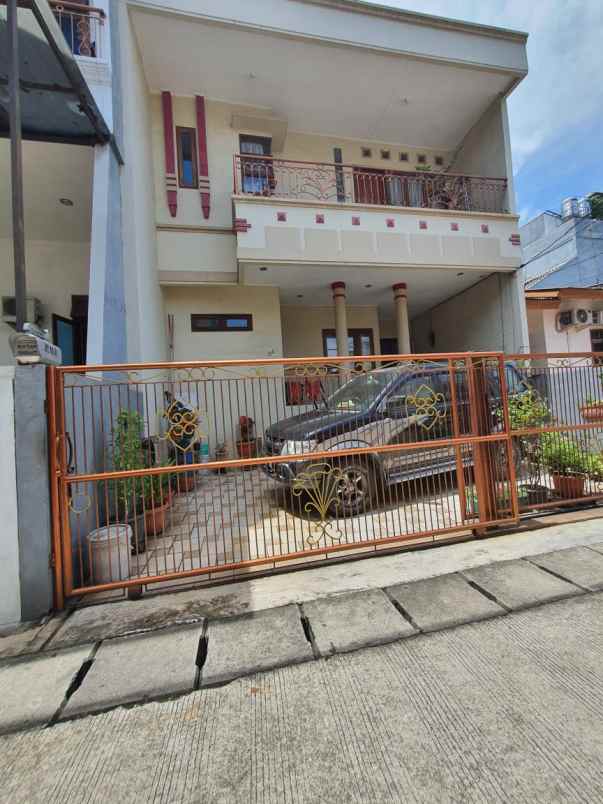 dijual cepat rumah bagus 2 lantai kelapa gading