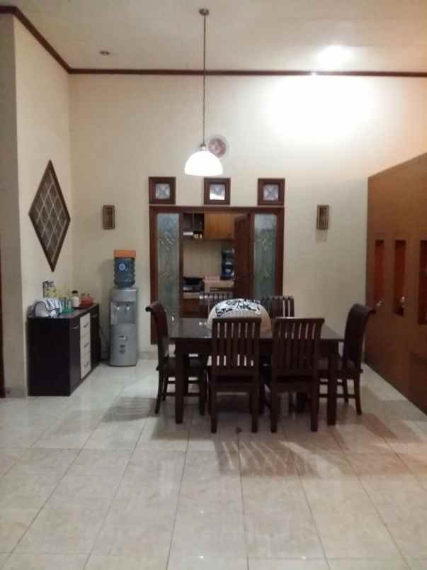 dijual cepat rumah depok kota