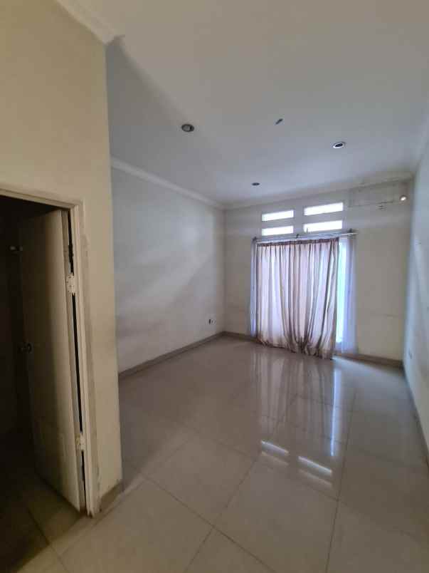 dijual hotel jl cikutra cibeunying