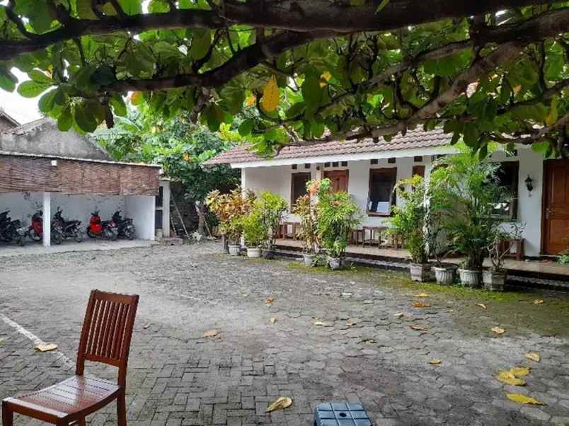 dijual hotel jl raya ringroud utara