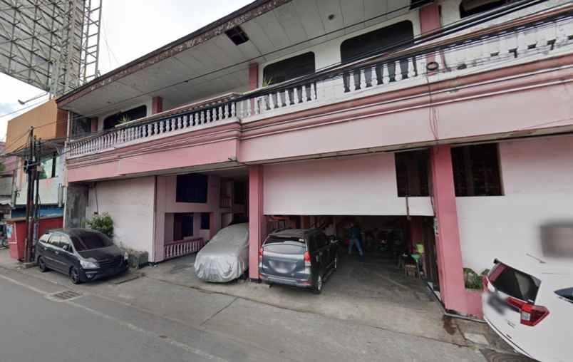 dijual hotel kupang krajan kec sawahan