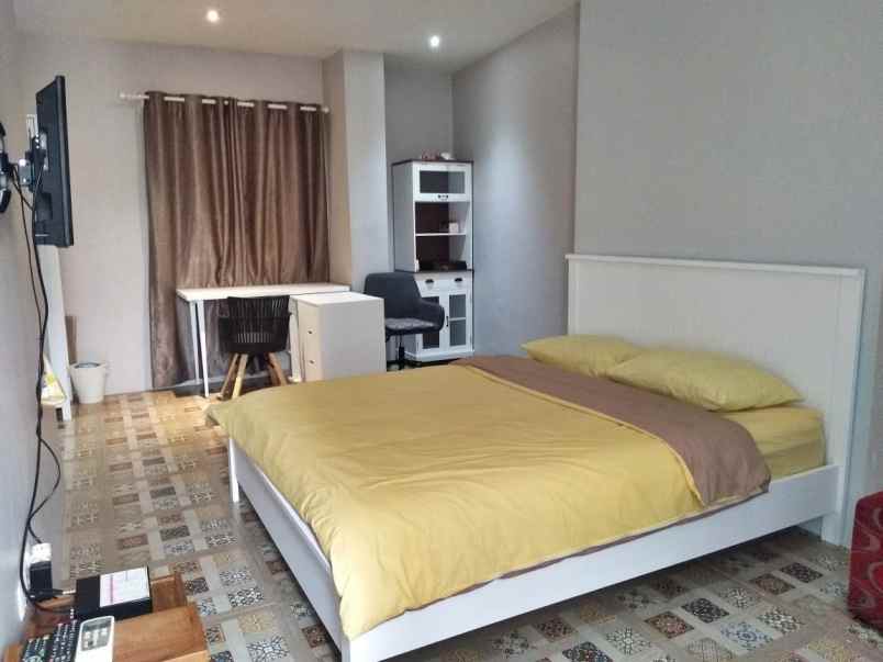 dijual kost arteri pondok indah