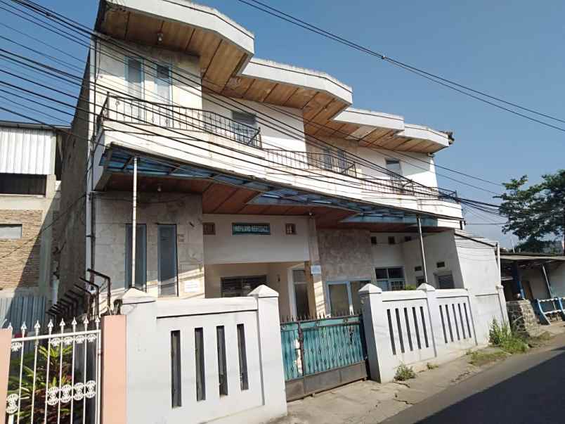 dijual kost jalan cikuda cileles