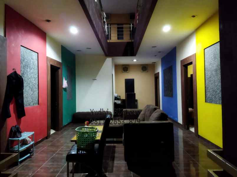 dijual kost jalan kemanggisan utama raya