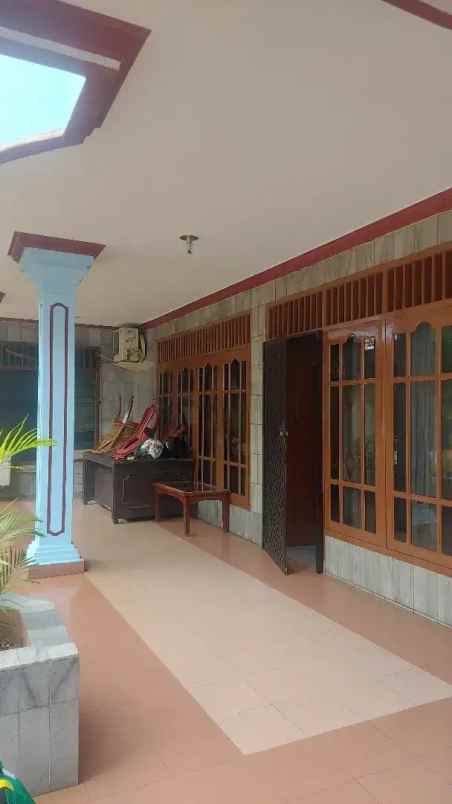 dijual kost jl haji ten rawamangun kec