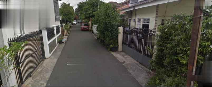 dijual kost menteng dalam