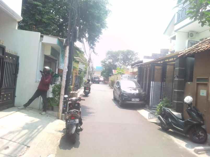 dijual kost pisangan pulogadung