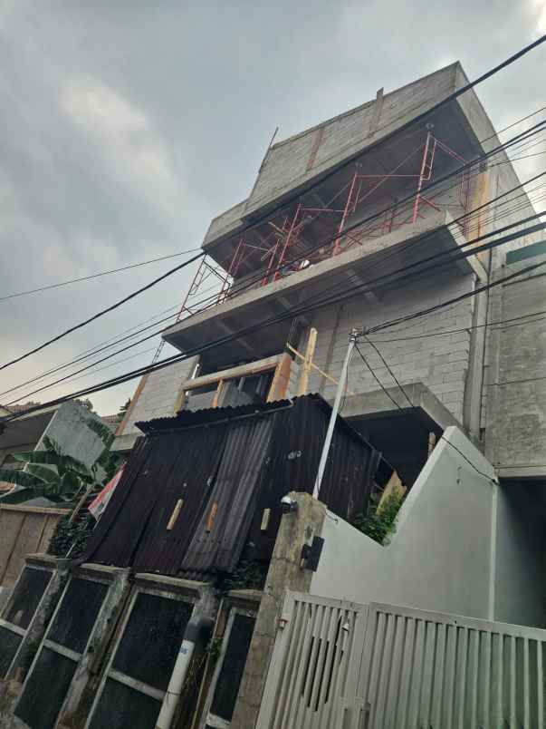 dijual kost pondok jaya pela mampang