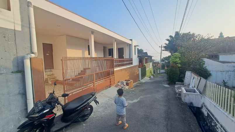 dijual kost wismasari