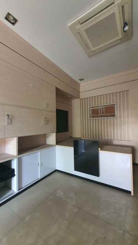 dijual ruko gudang kantor city center