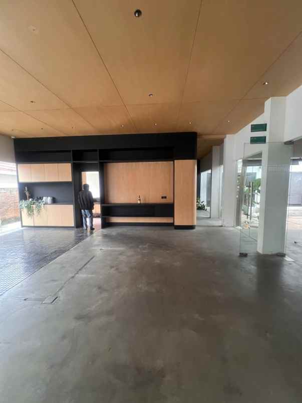 dijual ruko gudang kantor dekat jl damai jalan