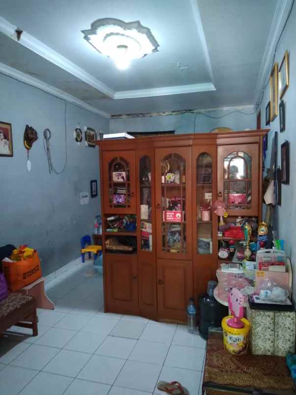 dijual ruko gudang kantor jln krakatau depok timur