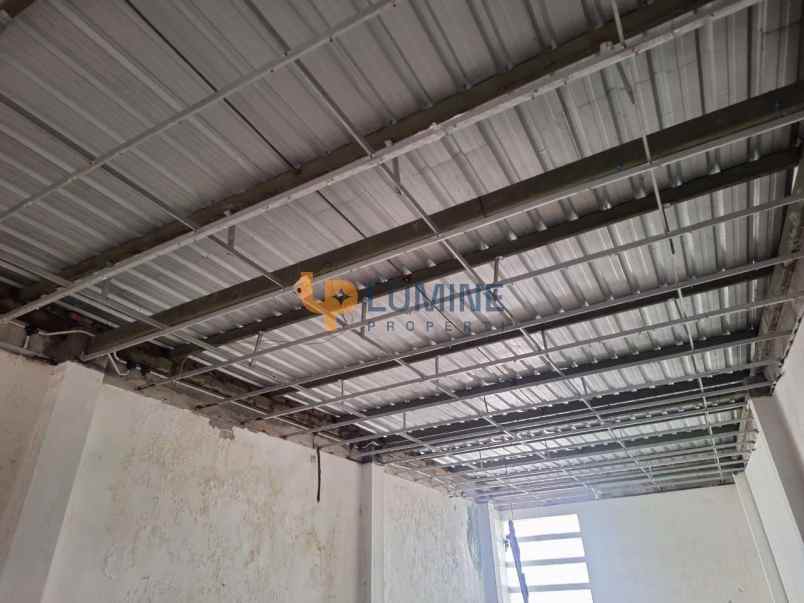 dijual ruko gudang kantor maguwoharjo depok sleman