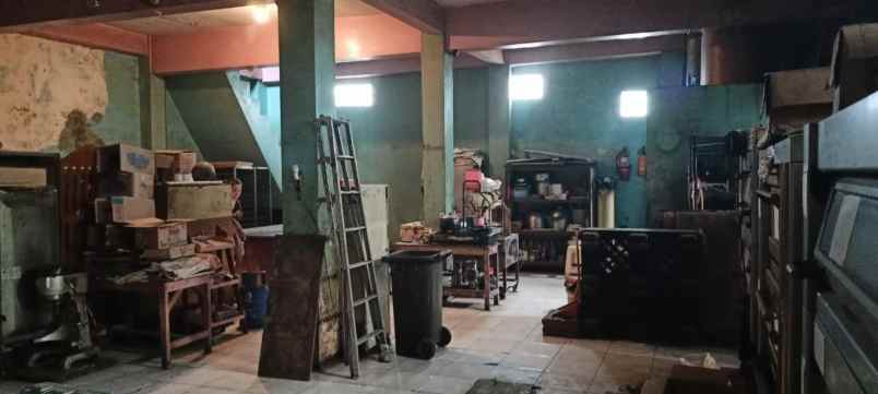 dijual ruko gudang kantor raya wiyung surabaya barat