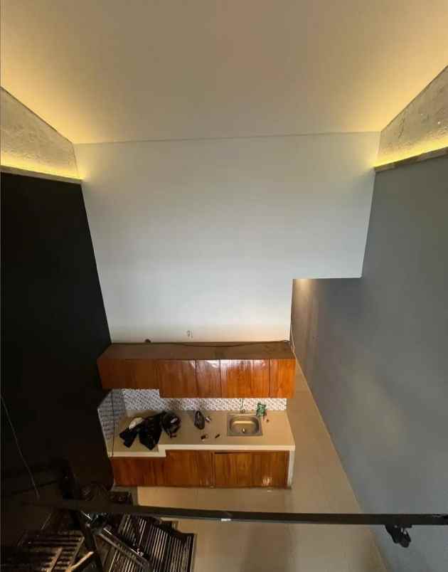 dijual rumah 1 km kampus upn