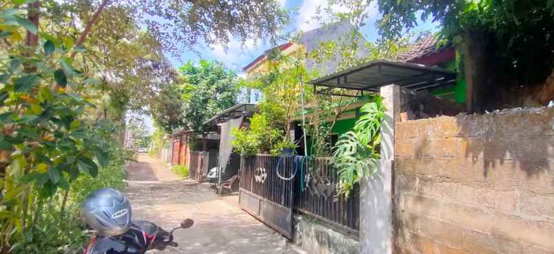 dijual rumah 100 meter ke ringroad