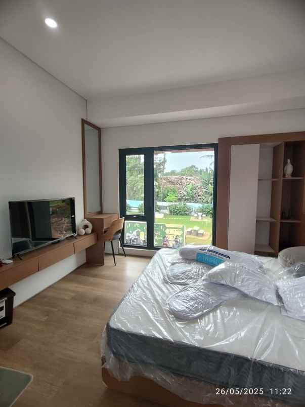 dijual rumah 2 lantai limo depok