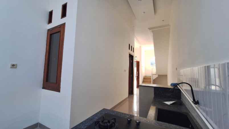 dijual rumah 25 jln palemraya jatimekar