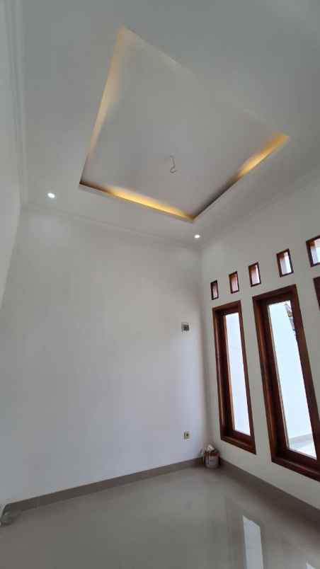 dijual rumah 25 jln palemraya jatimekar