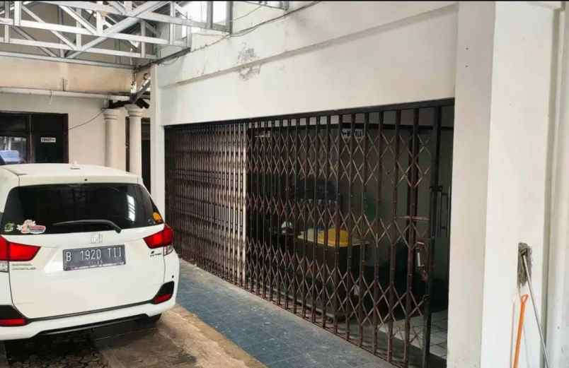 dijual rumah 456 condet raya kramat