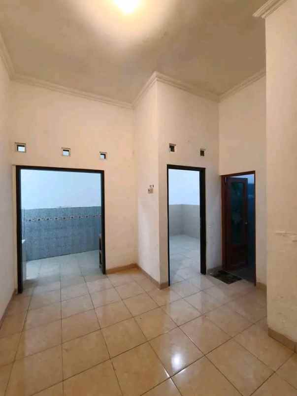 dijual rumah ambarukmo