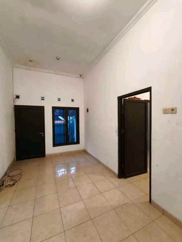 dijual rumah ambarukmo