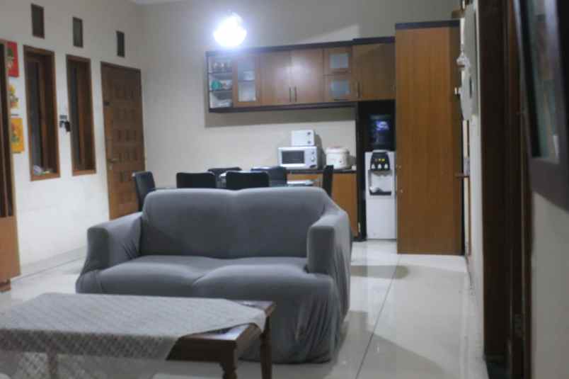 dijual rumah arcamanik