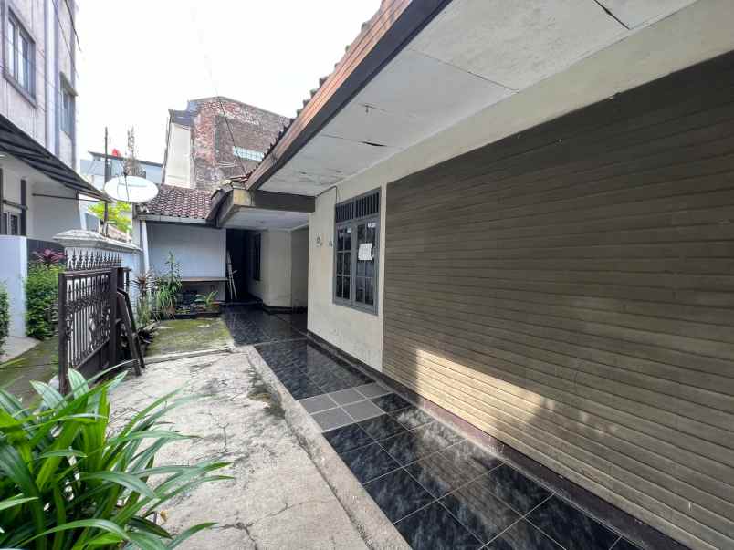 dijual rumah asia afrika harga nego