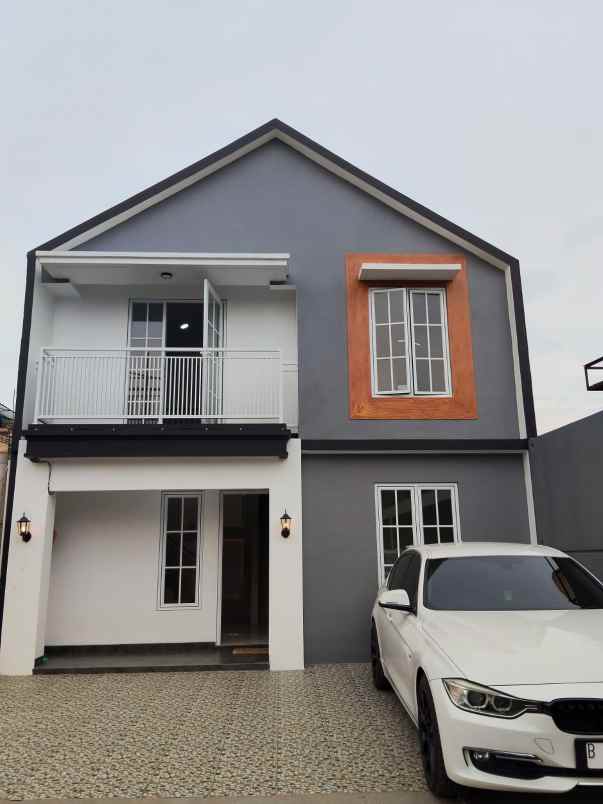 dijual rumah bambu apus pamulang