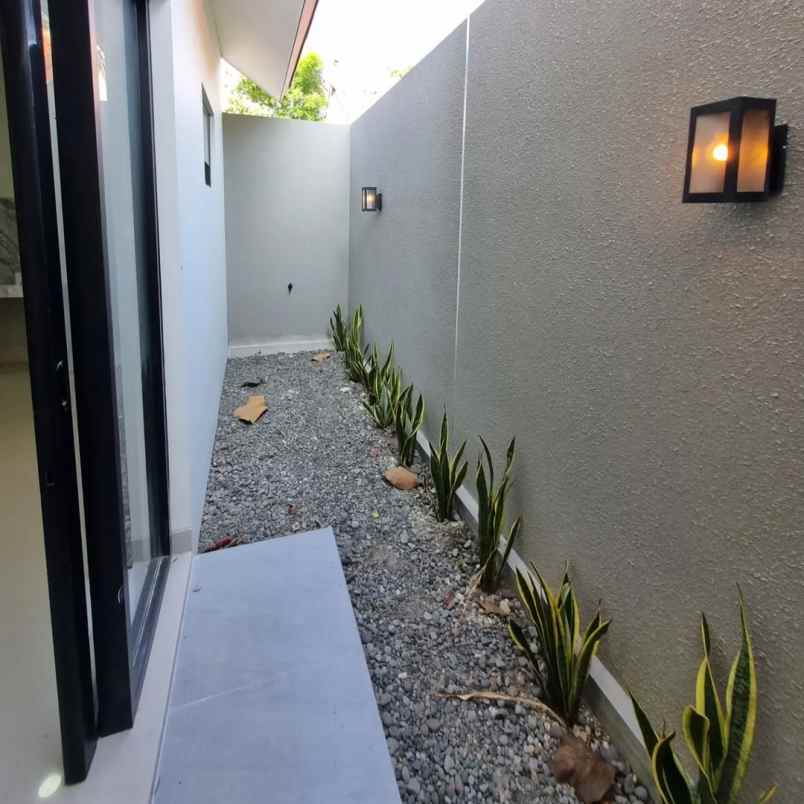 dijual rumah bangunjiwo