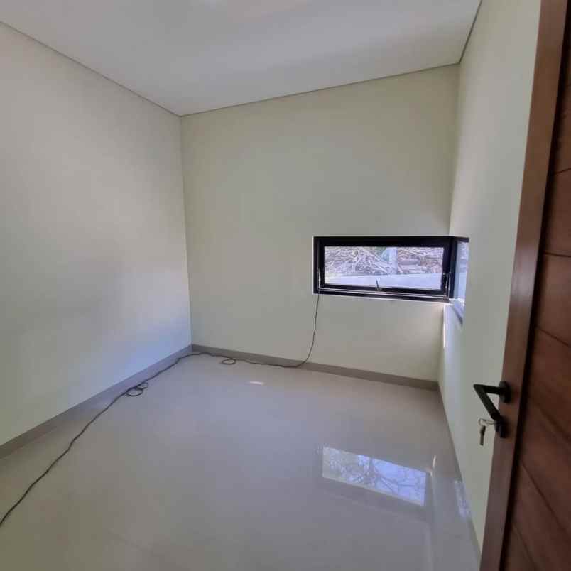 dijual rumah bangunjiwo