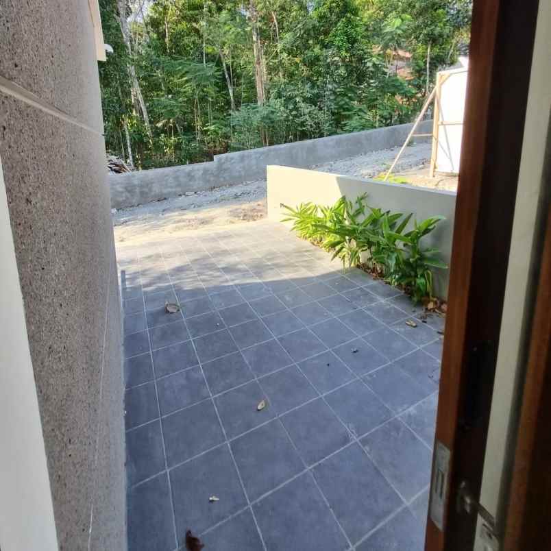 dijual rumah bangunjiwo